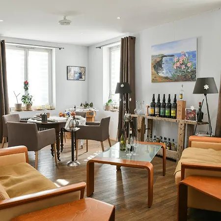 Maison Fleur De Frangipanier Bed and breakfast 3*