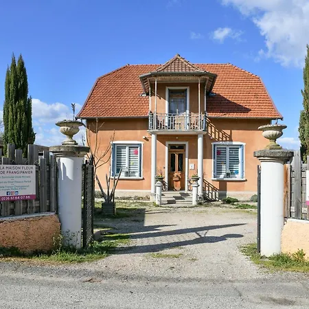 Bed and breakfast Maison Fleur De Frangipanier Saint-Genix-sur-Guiers