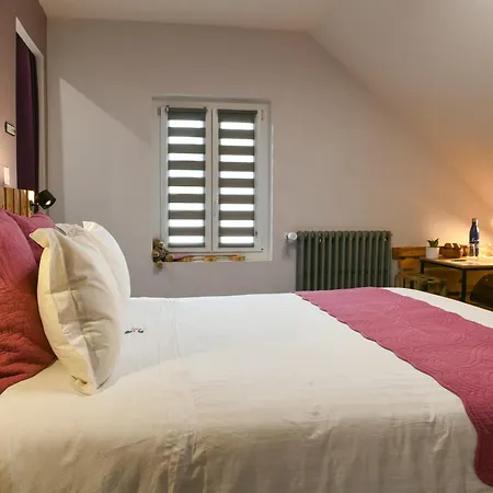Bed and breakfast Maison Fleur De Frangipanier Saint-Genix-sur-Guiers