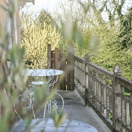 Maison Fleur De Frangipanier