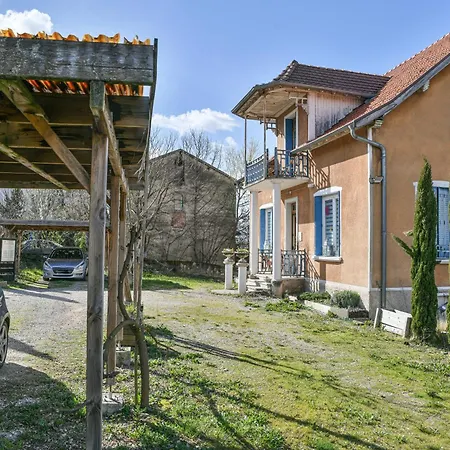 Maison Fleur De Frangipanier 3*